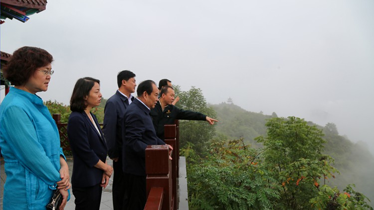 省市場監(jiān)督管理局黨組書記、局長王忠習(xí)調(diào)研金徽股份